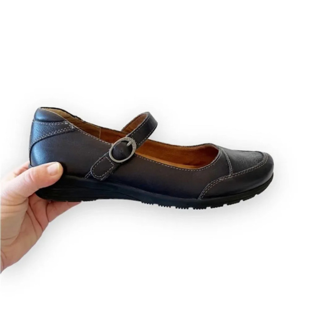 Taos Women’s Size 7.5 Navy Leather Uncommon Mary Jane‎ Ballet Flat Comfortable